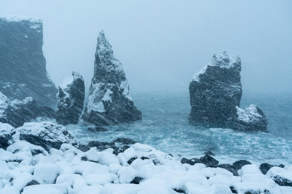 possibility of heavy snow in Iceland winter
