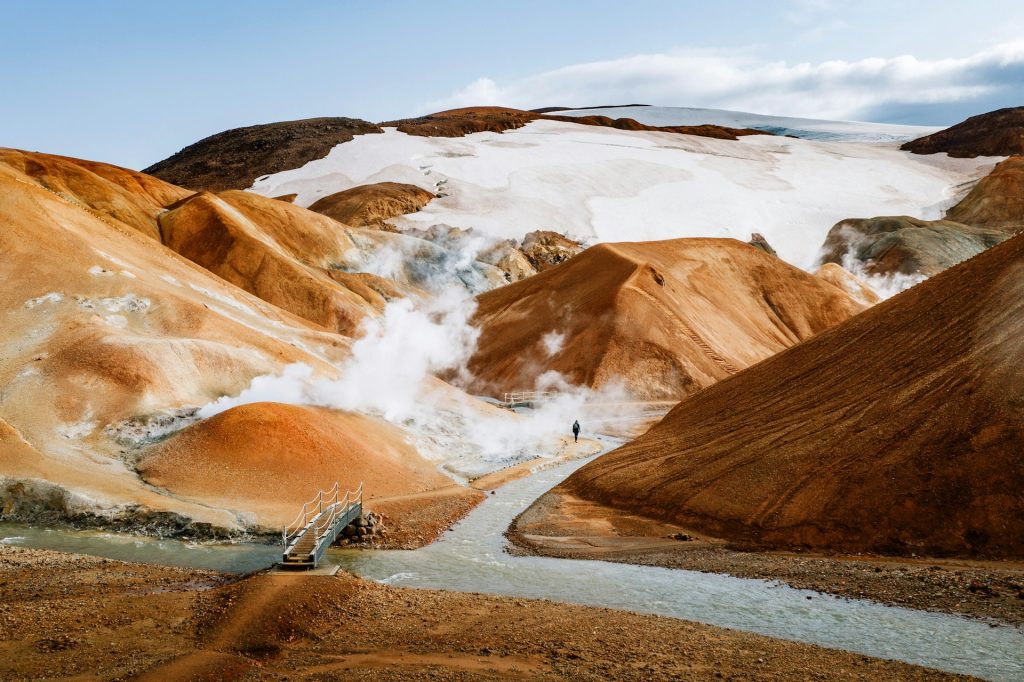 what can you see when visit Kerlingarfjöll