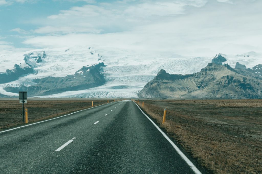 driving the south Iceland road